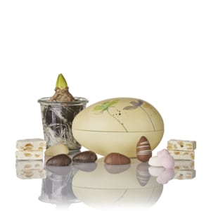Mix von Marzipaneier, Französischer Nougat und Ostersüßigkeiten