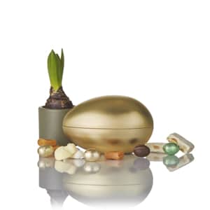 Mix von Französischer Nougat, Ostersüßigkeiten, Folieeier und Karamellen